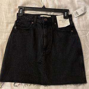 NWT Ultra High Rise Curve Love Black Denim Mini Skirt